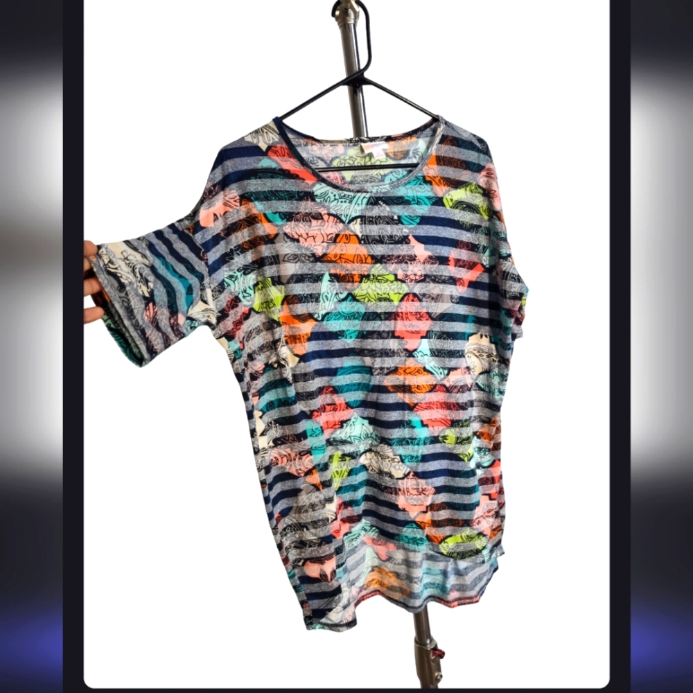 Shirt blouse lalaroe multicolor , used  size s and m